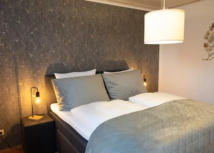 Ferienwohnung Menden 아파트 *